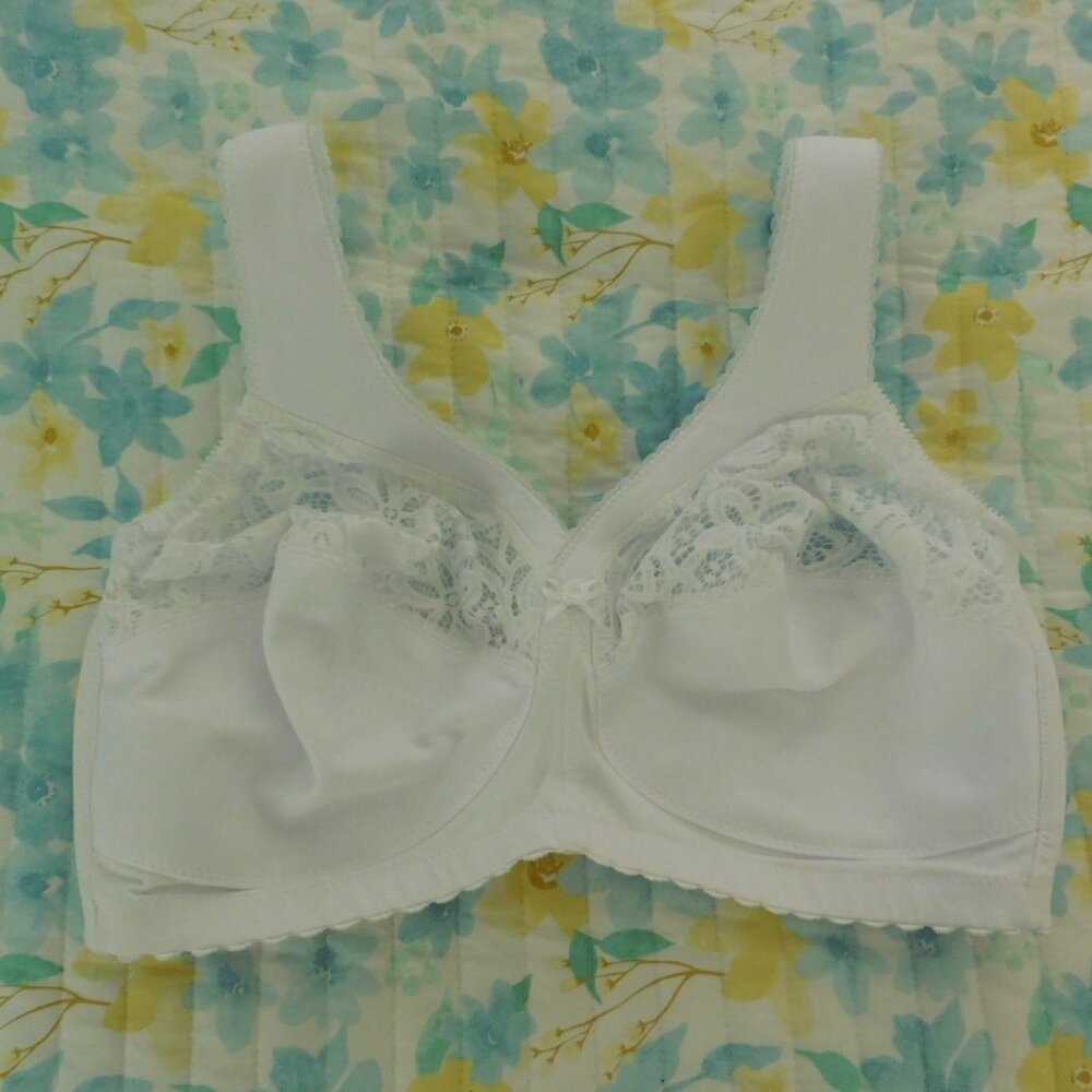 Glamorise Womens‎ MagicLift Cotton Support Wirefree Bra 1001 White 46B